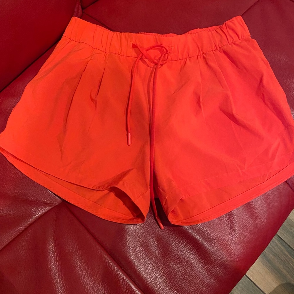 Lululemon On The Fly Short 3.0”
